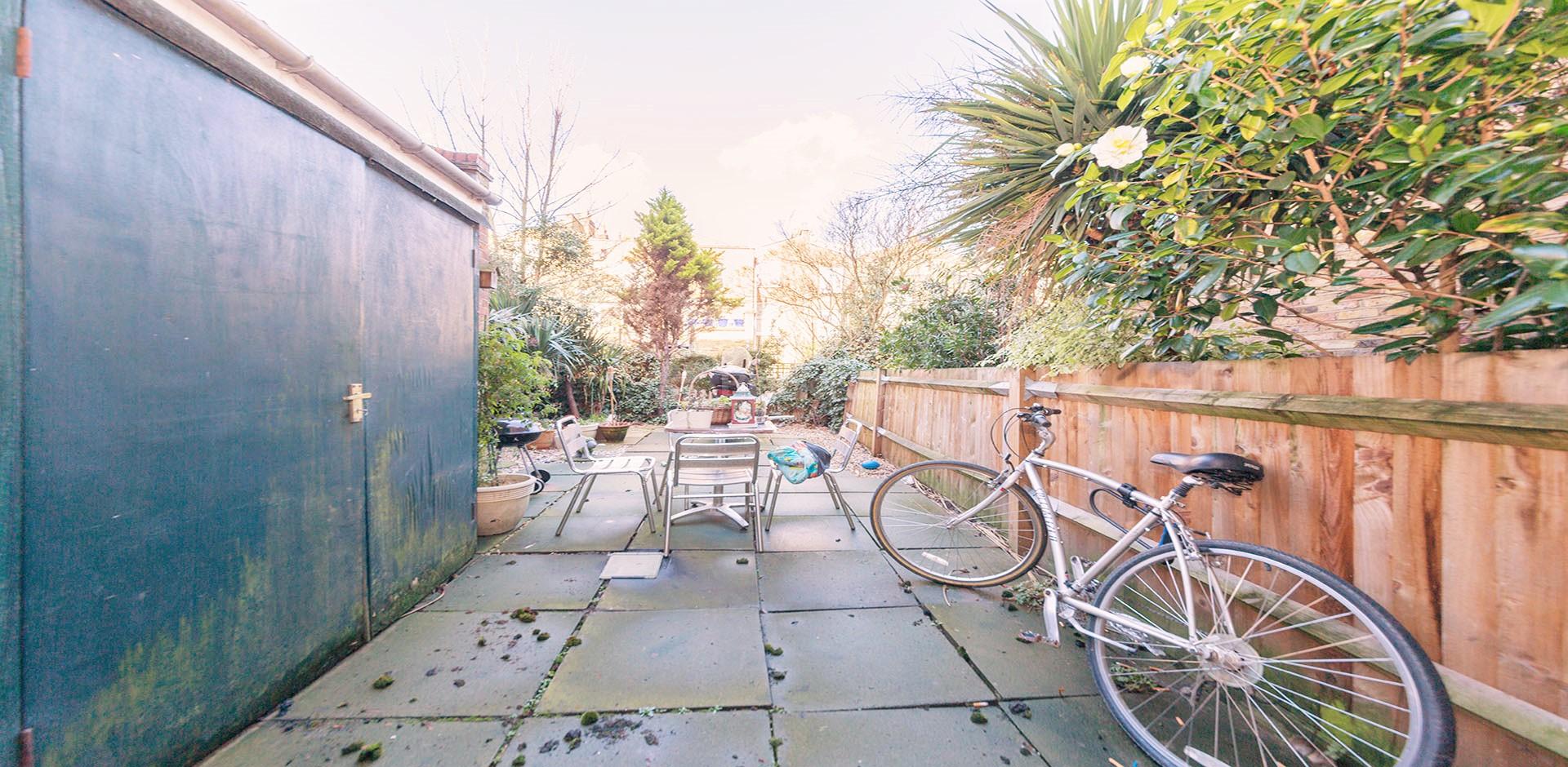 1 bedroom flat to rent in windsor west